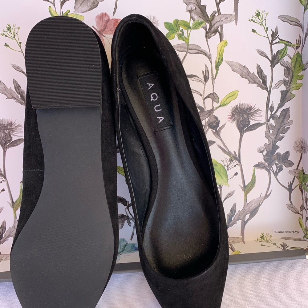 Women’s Flats - Picture 3 of 4